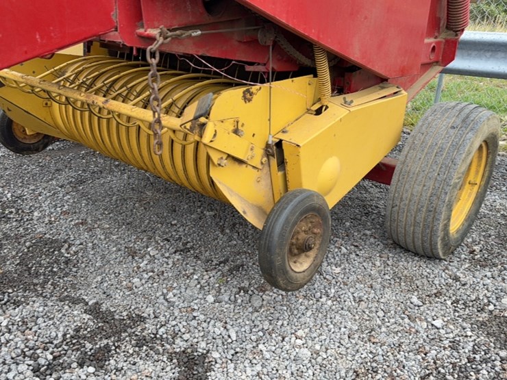 new-holland-630-image-2