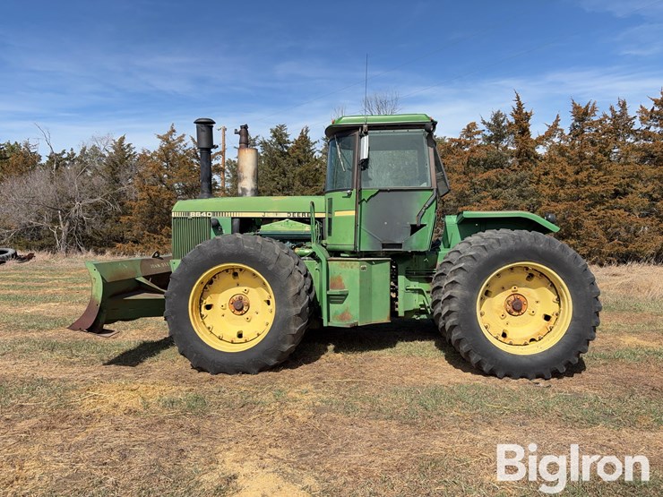 1981-john-deere-8640-image-8
