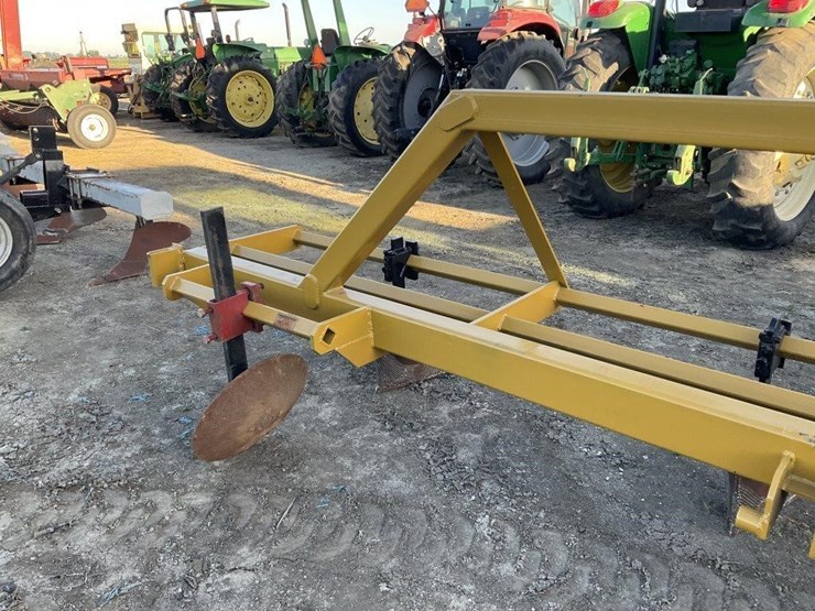 custom-3-pt-3-row-60"-furrow-bar-image-9