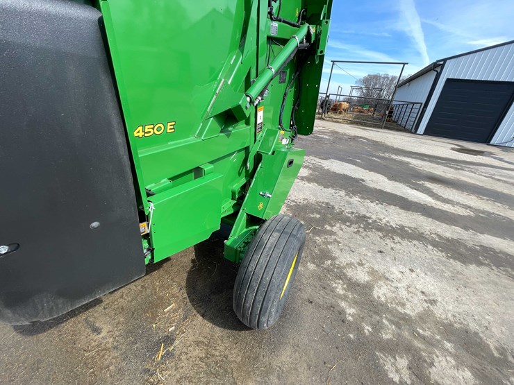 #142-•-john-deere-round-baler-(stoughton,-wi)-image-20