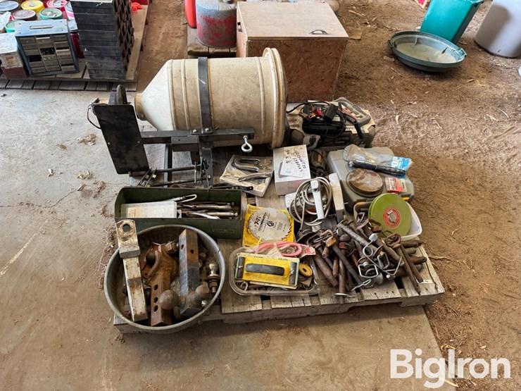 shop/farm-supplies-image-2