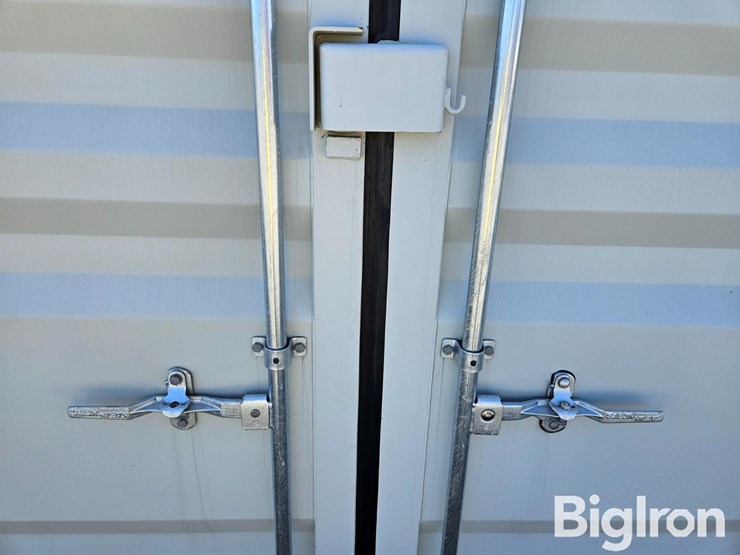 2025-massey-ferguson-730-image-12