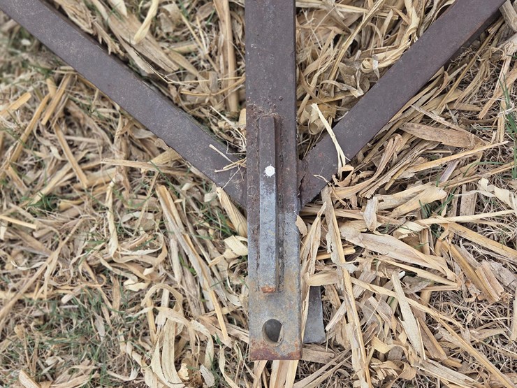 antique-farm-equipment-image-11