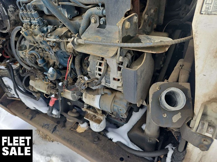 2009-bobcat-s630-image-17