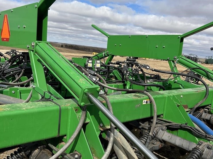 2014-john-deere-1895-image-47