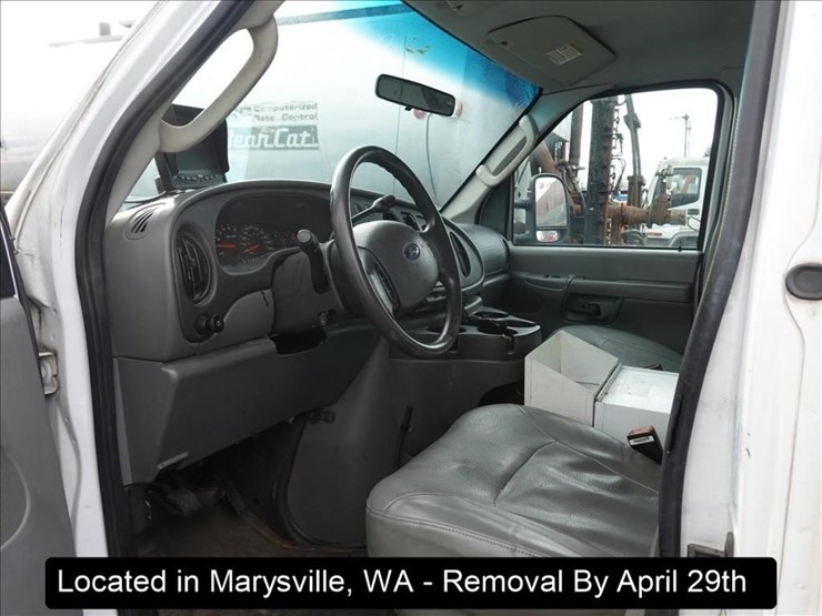 2007-ford-e250-image-2