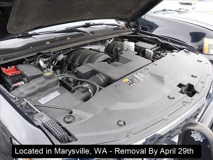 2016-chevrolet-tahoe-image-24