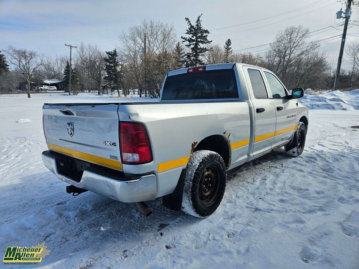 2012-dodge-1500-image-3