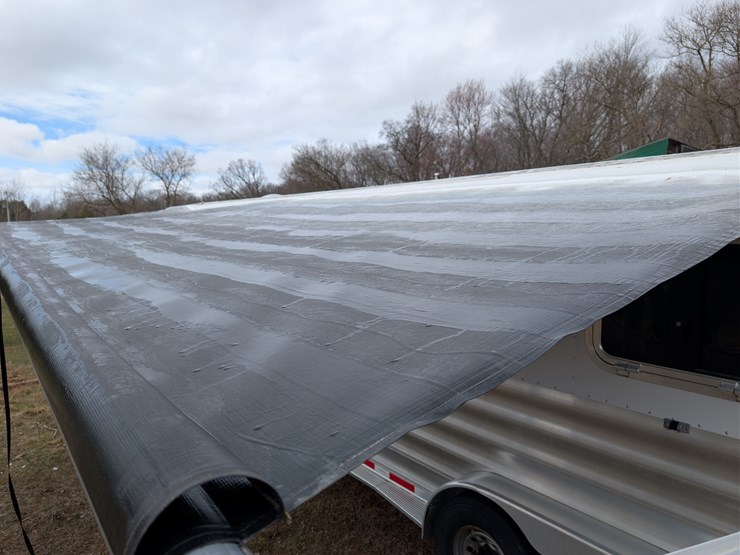 #282-•-2015-featherlite-29'-aluminum-gooseneck-horse-trailer-(wi-title)-(ridgeland,-wi)-image-25
