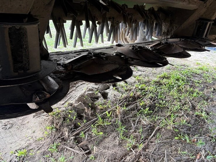 john-deere-630-image-9