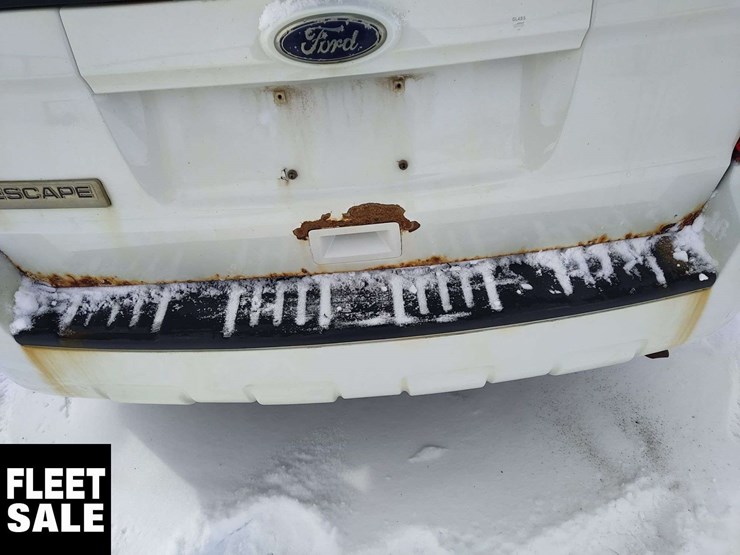 2012-ford-escape-image-28