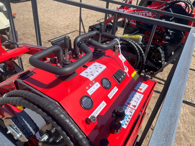 #364-•-unused-2026-agt-skid-steer-loader-(princeton,-mn)-image-12