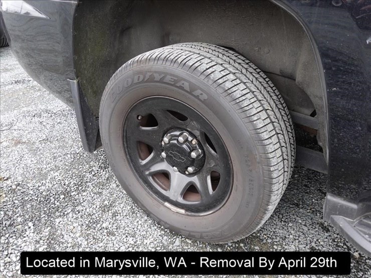 2017-chevrolet-tahoe-image-22