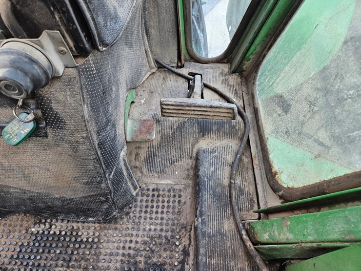 1974-john-deere-7520-image-38