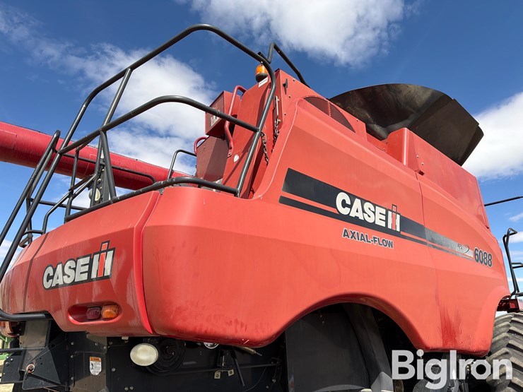 2009-case-ih-6088-image-15