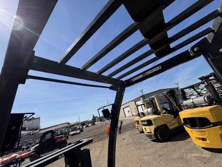 2007-nissan-mcp1f2a25lv-image-27