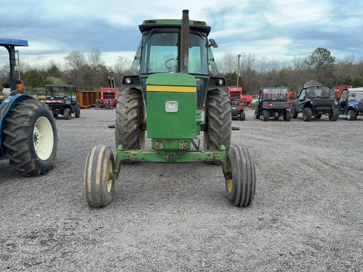 john-deere-4430-image-2