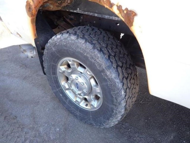 2015-ford-f350-image-40