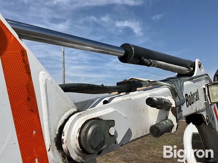 2009-bobcat-430g-image-16