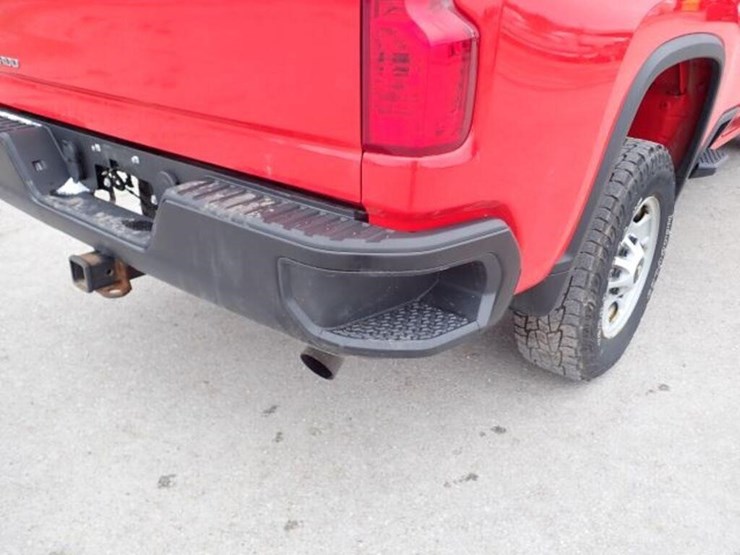 2022-chevrolet-2500hd-image-70