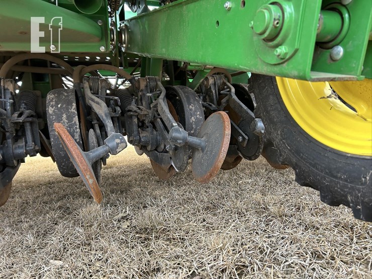 2014-john-deere-1990ccs-image-39