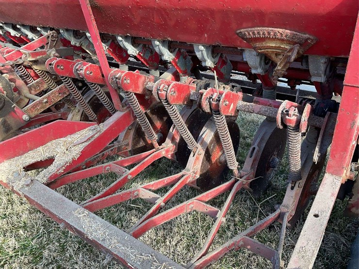 massey-ferguson-33-image-19