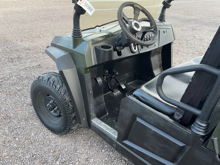 #3081-•-2017-vector-500-utv-image-15