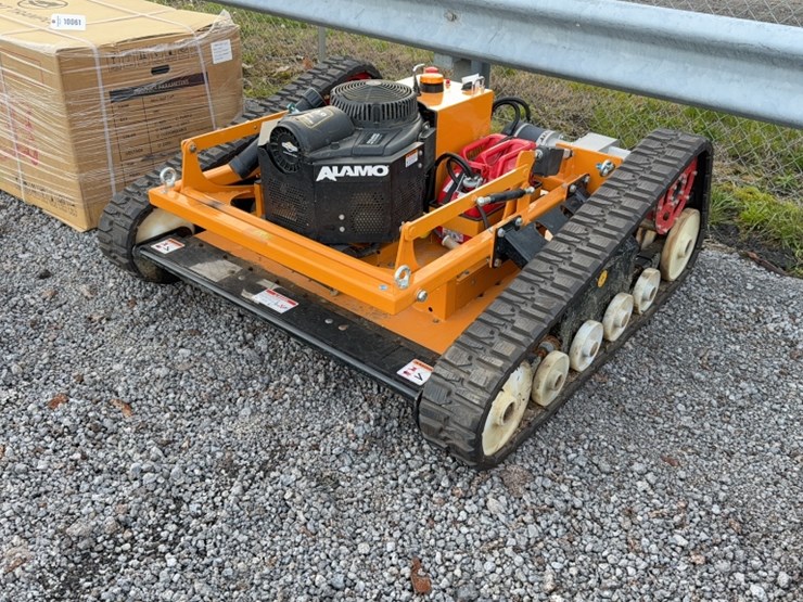 #4086-•-alamo-rc-mower-image-1