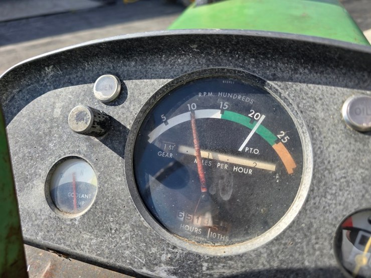 1967-john-deere-2510-image-27