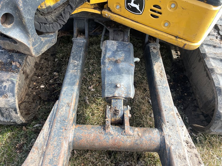 2020-deere-60g-image-20