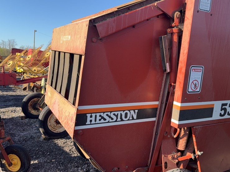 hesston-530-image-5