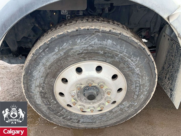 2018-kenworth-t880-image-9