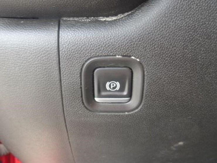 2023-chevrolet-1500-image-17