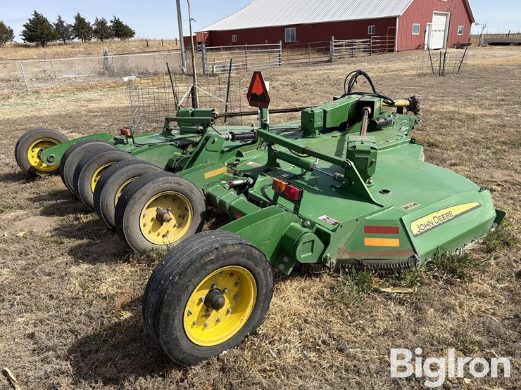 2020-john-deere-r15-image-5