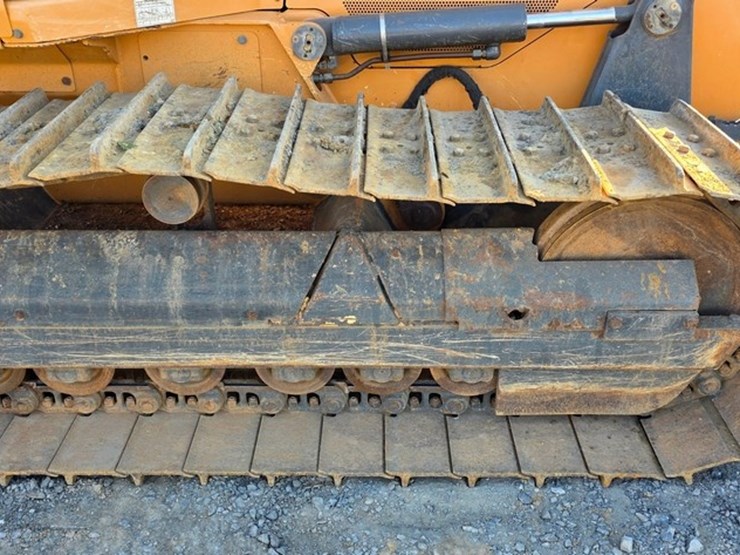 2013-case-850m-image-31