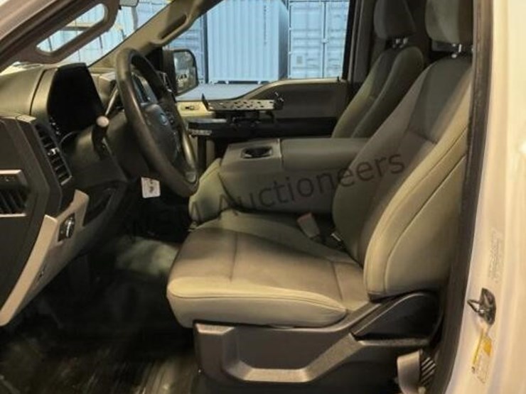 2019-ford-f150-image-22