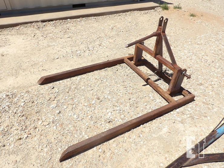 shop-built-bale-fork-image-1