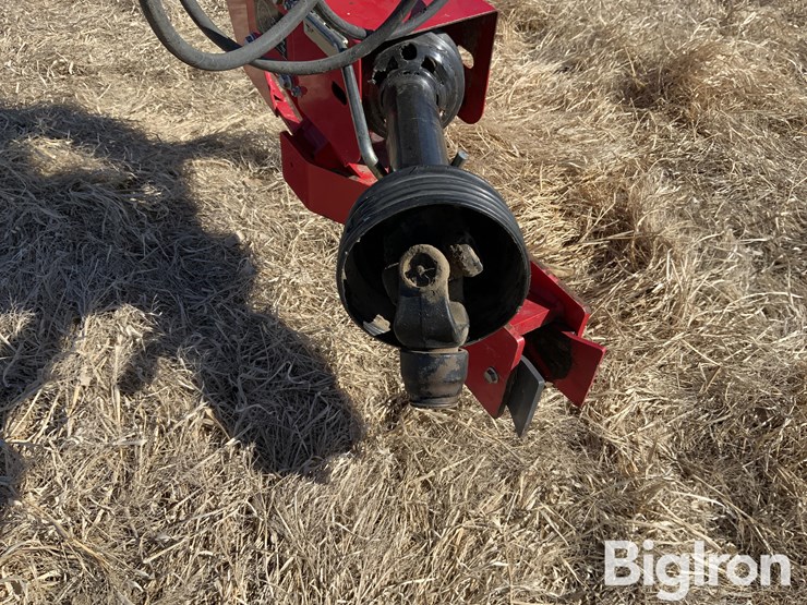 2017-massey-ferguson-1383-image-18