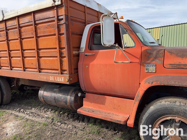 1974-chevrolet-c65-image-13