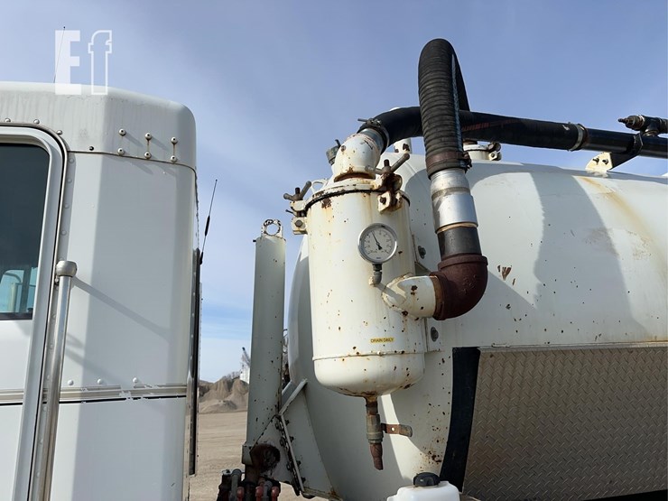 1995-kenworth-t800-image-31