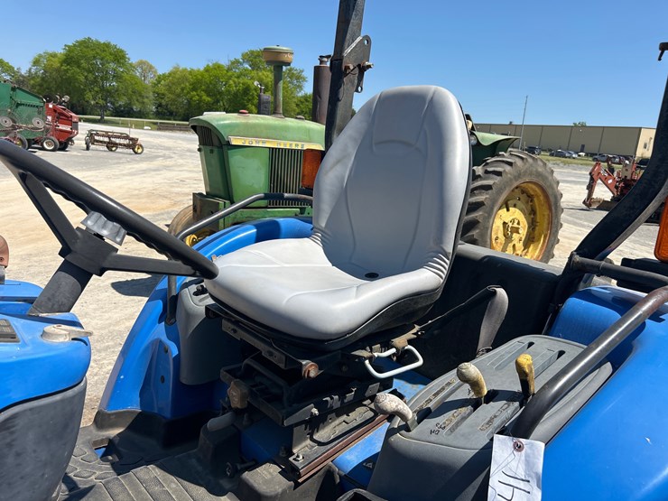 new-holland-tc40d-image-8