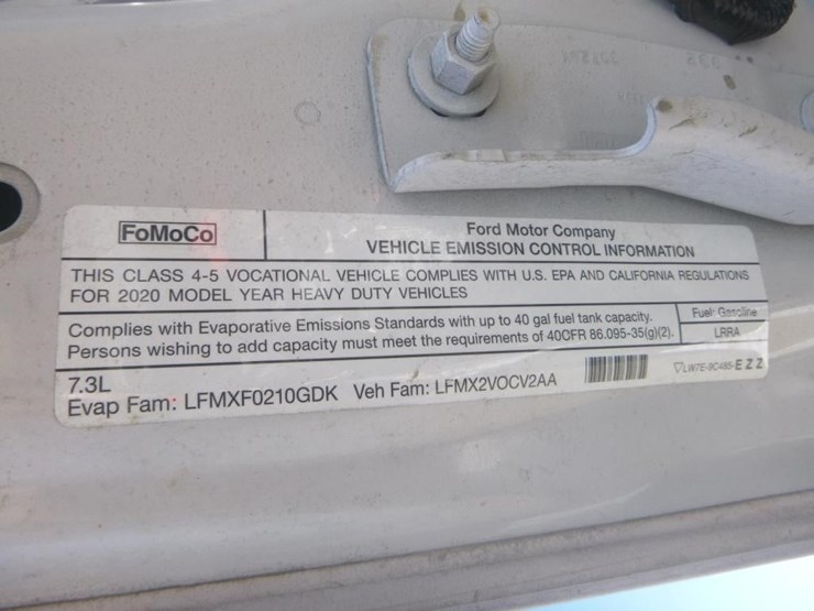 2021-ford-f550-image-18