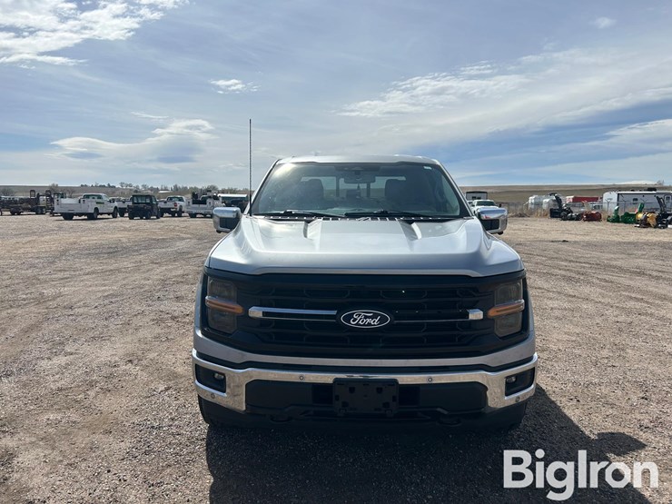 2024-ford-f150-xlt-image-2