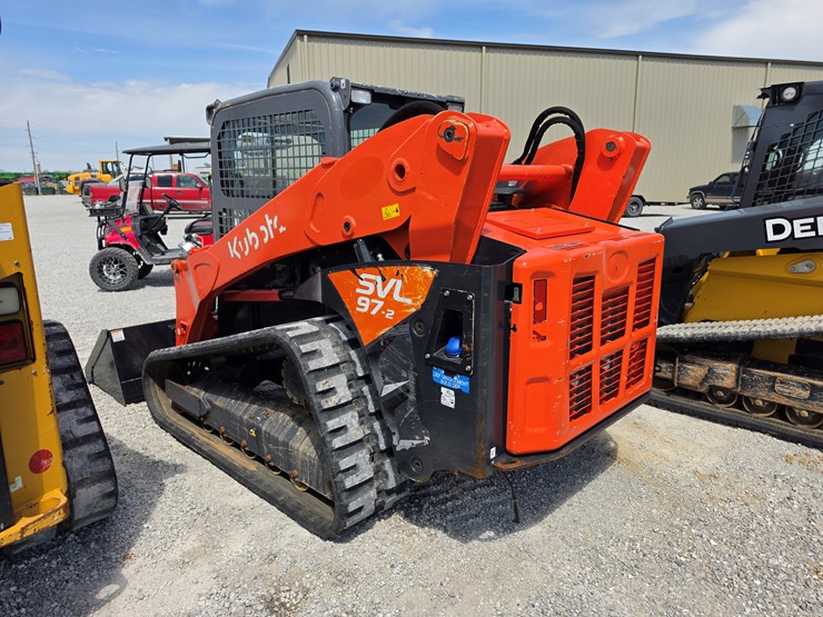 2021-kubota-svl97-2-image-16
