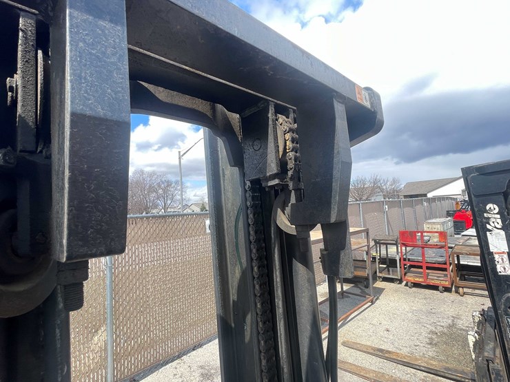 #354-•-doosan-forklift-(neenah,-wi)-image-17