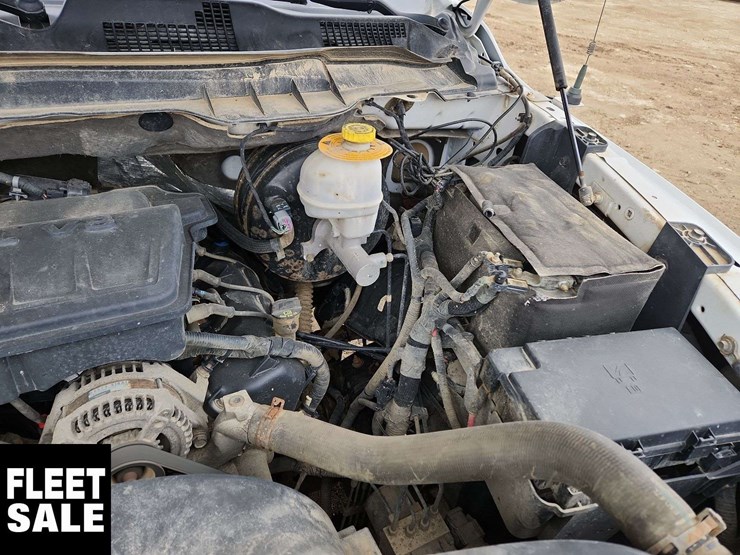 2013-dodge-1500-image-32