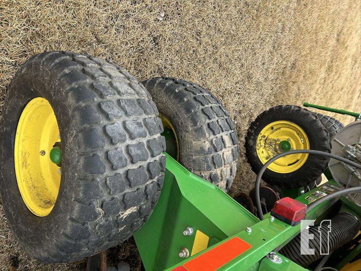 2014-john-deere-1990ccs-image-34