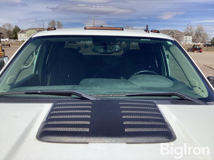 2013-gmc-sierra-3500-image-11