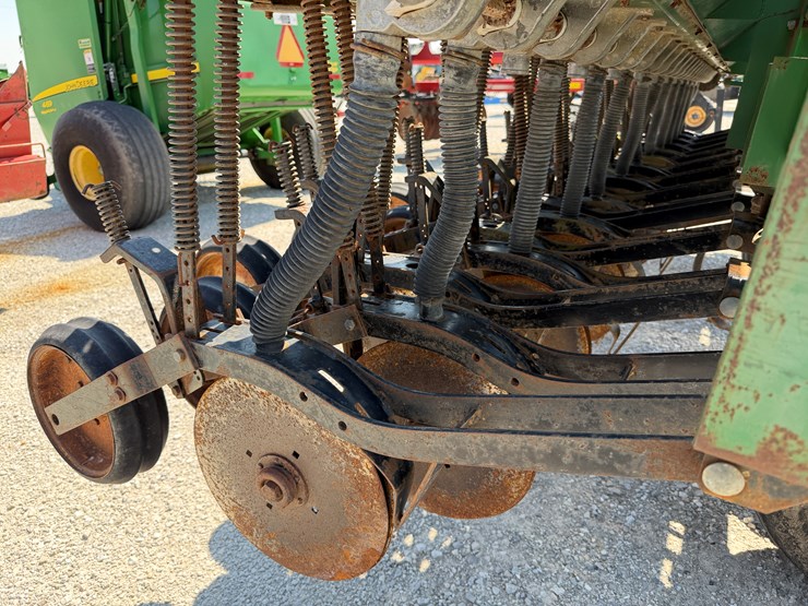 great-plains-solid-stand-15-image-10