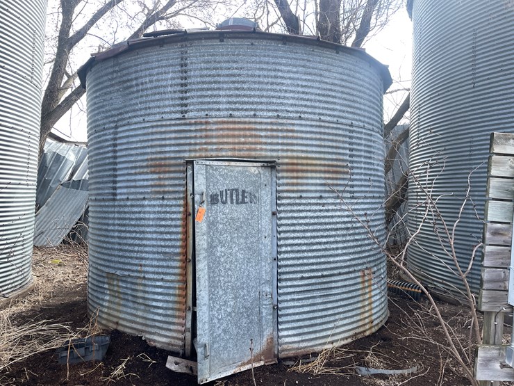 #106-•-butterbrand-grain-bin-(scandia,-mn)-image-1